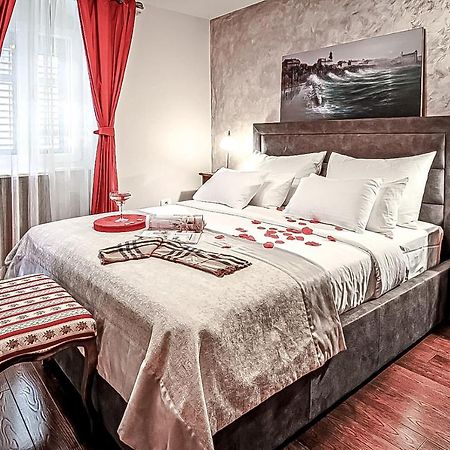 Theatre Luxury Rooms Split Eksteriør bilde
