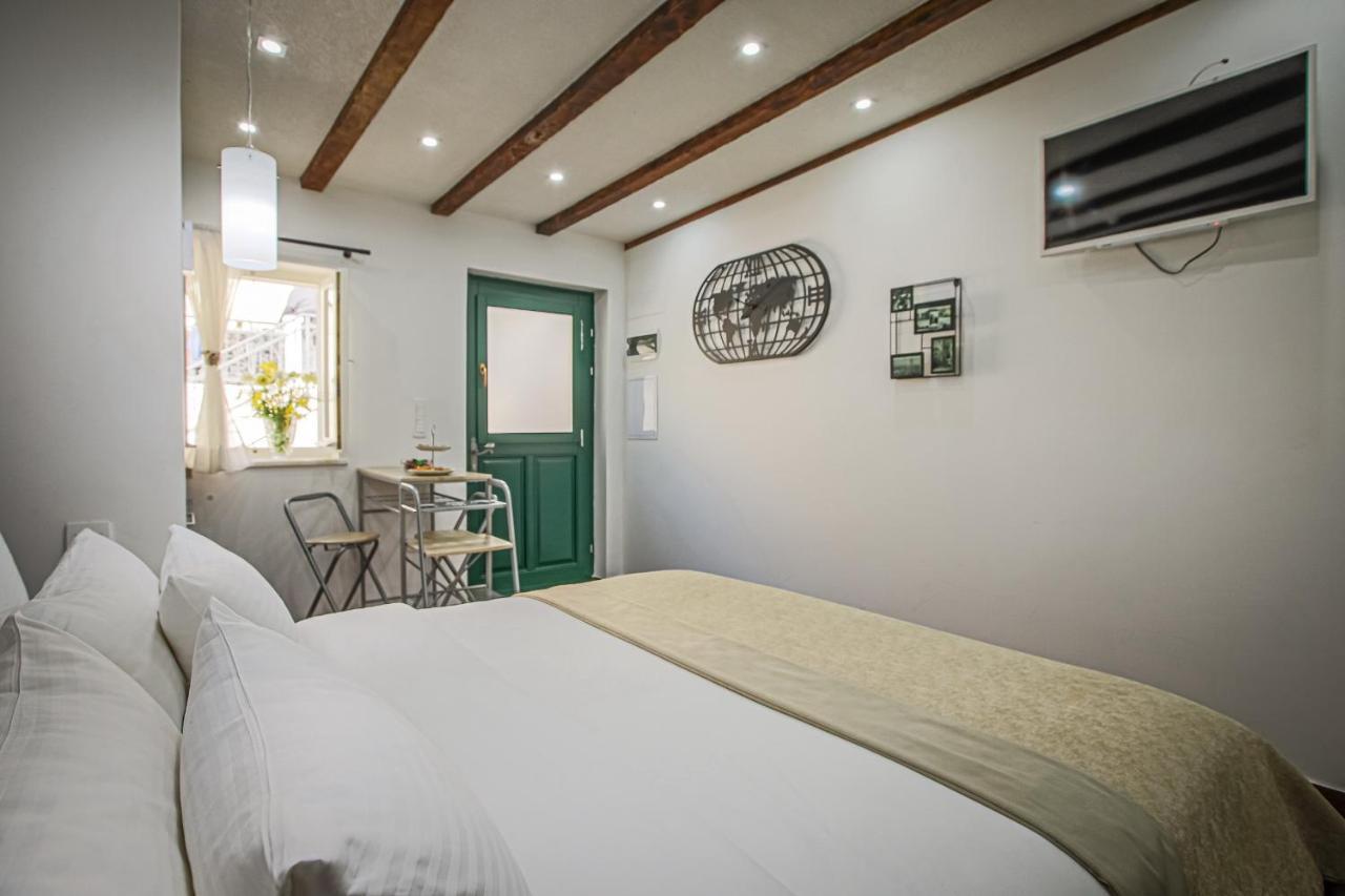 Theatre Luxury Rooms Split Eksteriør bilde